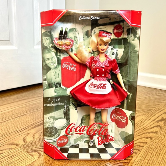 Coca-Cola Car Hop Barbie Vintage 1998 NRFB - Picture 2 of 6